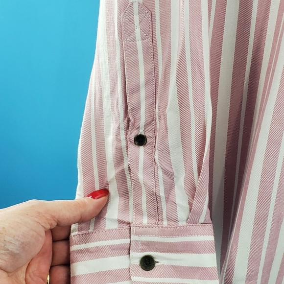 JACHS Girlfriend pink and white stripe button down top - Picture 10 of 16